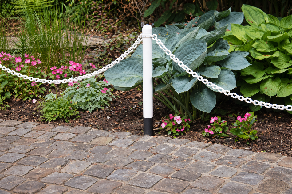 White Plastic Spiked Post